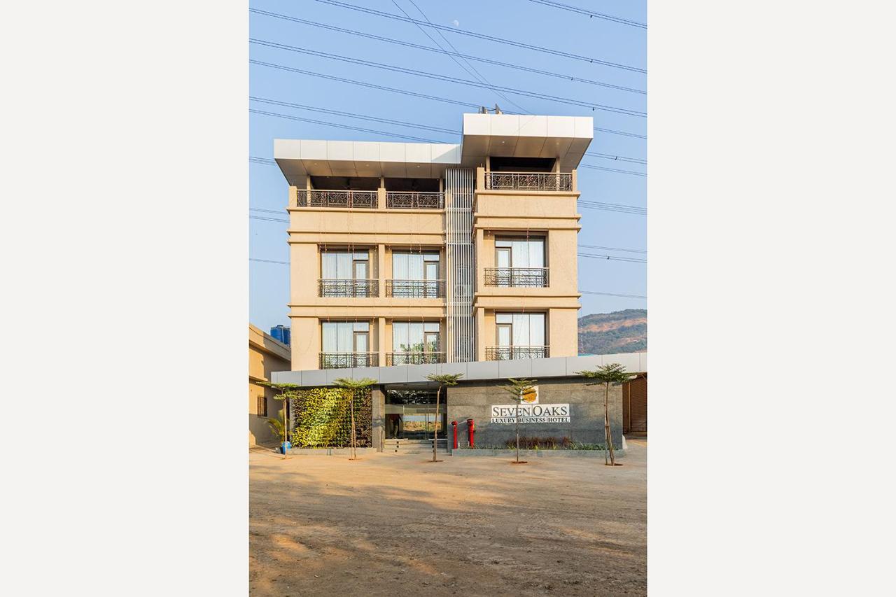 Hotel Seven Oaks Navi Mumbai Exterior photo